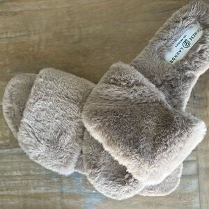 Chinese Laundry Taupe Plush Furry Slide Slippers
